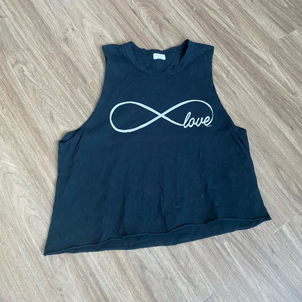 Brandy Melville Infinity Love Muscle Tee